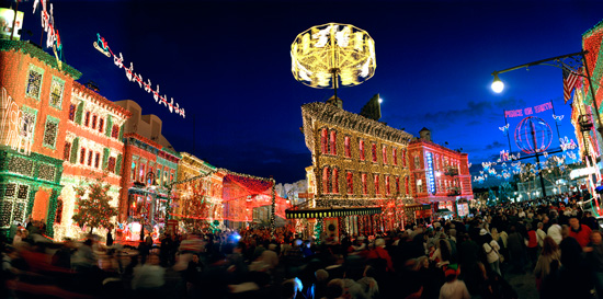 Osborne Family Spectacle of Dancing Lights