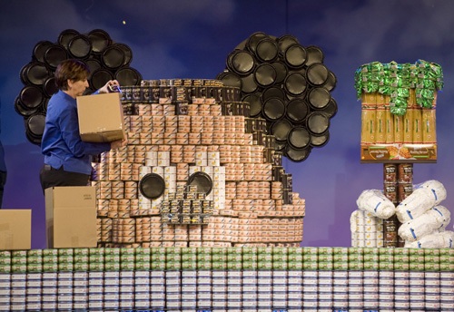 Giant Mickey Made of Cans for Disney's Celebrate Volunteers Event Giant Mickey Made of Cans for Disney's Celebrate Volunteers Event