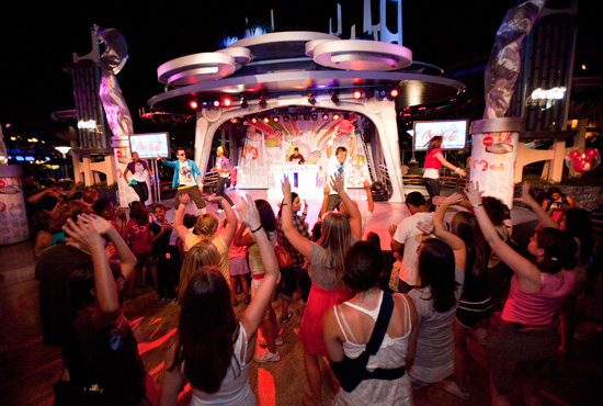 Summer Pass Brightens Summer Nights at the Disneyland Resort Summer Pass Brightens Summer Nights at the Disneyland Resort