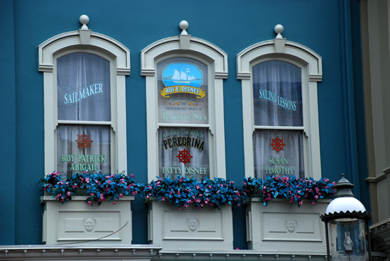 Disney Books: It’s All in the Details