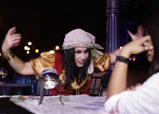 Spooky Tarot Card Reader
