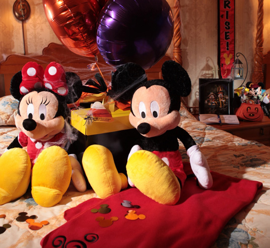 Halloween In-Room Celebrations at Disney Parks Halloween In-Room Celebrations at Disney Parks