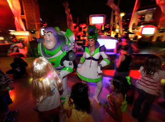 Buzz Lightyear's Intergalactic Space Jam at Mickey's Halloween Party
