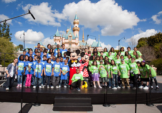The PS22 Chorus Performs at Disneyland Park