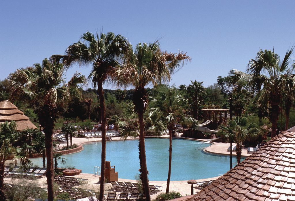 Disney’s Animal Kingdom Lodge Earns Four-Diamond Status Disney’s Animal Kingdom Lodge Earns Four-Diamond Status