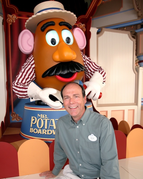 Peek Inside the Life of a Walt Disney Imagineer: California’s Kevin Rafferty<br />
© 2011 Disney/Pixar<br />
Mr. Potato Head® © Hasbro, Inc. All rights reserved