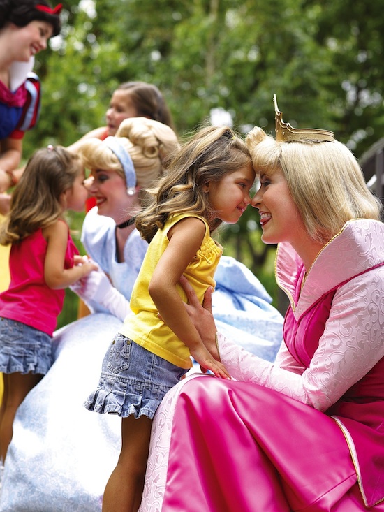 Walt Disney World Moms Panel Talks Princesses Tonight