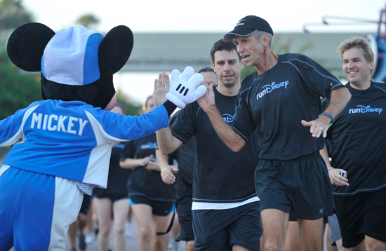 Meet-Up and Warm Up for the Walt Disney World Marathon with Running Guru Jeff Galloway Meet-Up and Warm Up for the Walt Disney World Marathon with Running Guru Jeff Galloway
