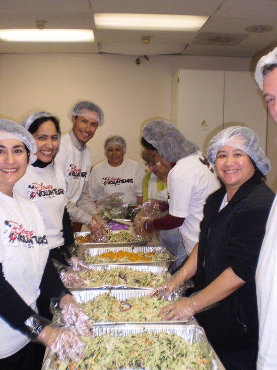Disney VoluntEARS Take Part at the Latino Health Access (LHA) Tamalada