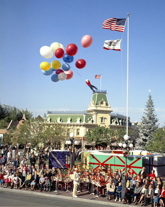 Can You 'Caption This' Unusual Photo from a 1961 Disneyland Television Special? “Can
