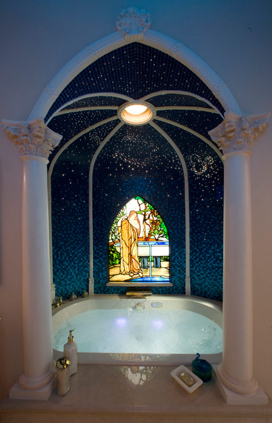 Bathtub in the Master Bath of the Disneyland Dream Suite Bathtub in the Master Bath of the Disneyland Dream Suite