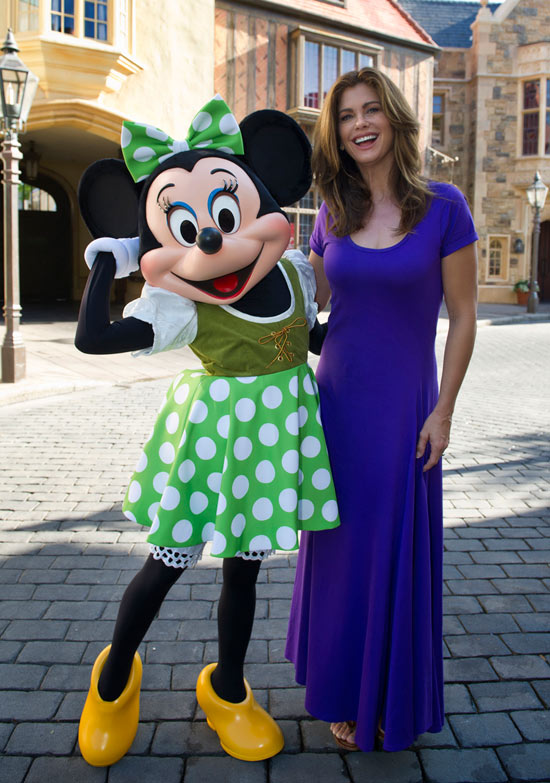 Kathy Ireland Meets Minnie Mouse at Epcot