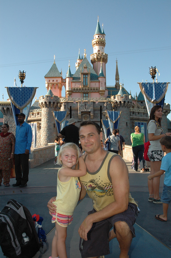 Moms Panelist Ari Krell with His Family at Disneyland Park “Moms