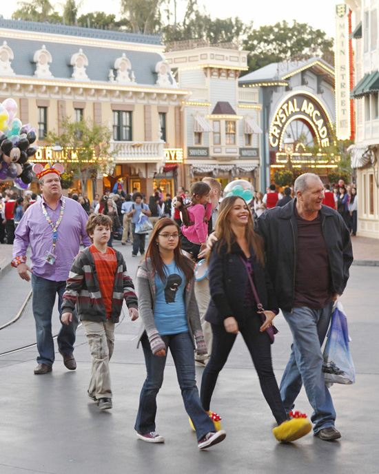 The Cast of ABC Comedy 'Modern Family' Filming an Episode at the Disneyland Resort “The