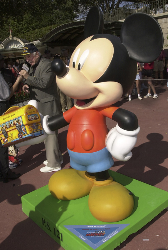Al’s Lunch Box Was Featured on one of the Mickey Mouse “InspEARations” “Al’s