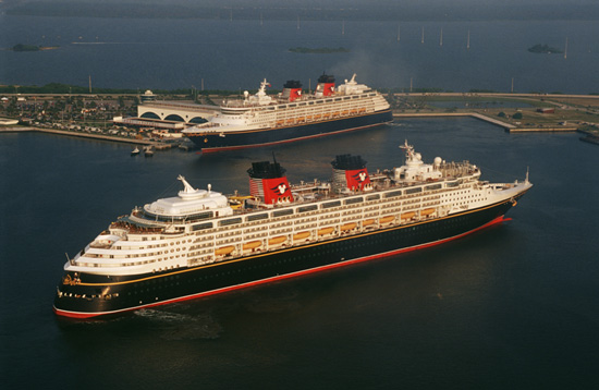 Vintage Walt Disney World: The Disney Wonder Debuts in 1999