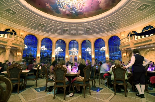 list of disney world restaurants in magic kingdom that serve sit down dinner