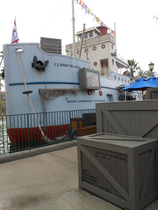 Finish That Disney Parks Sign: A Nod to a Favorite Holiday Film at Disney’s Hollywood Studios