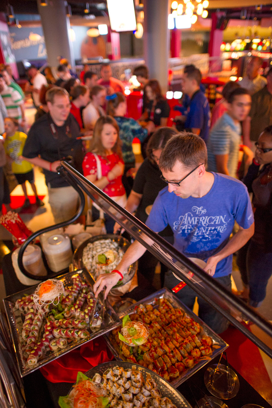 Disney Parks Blog Readers Strike Up Fun at Splitsville Meet-Up at Downtown Disney at Walt Disney World Resort