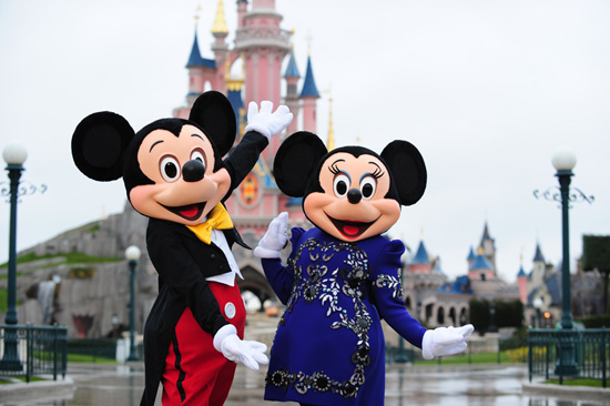 Minnie Mouse Celebrates the 20th Anniversary of Disneyland Paris in Style Minnie Mouse Celebrates the 20th Anniversary of Disneyland Paris in Style
