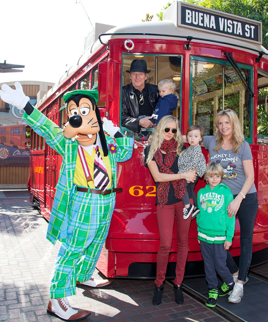 Rod Stewart Celebrates His Son’s Birthday with Family at the Disneyland Resort Rod Stewart Celebrates His Son’s Birthday with Family at the Disneyland Resort
