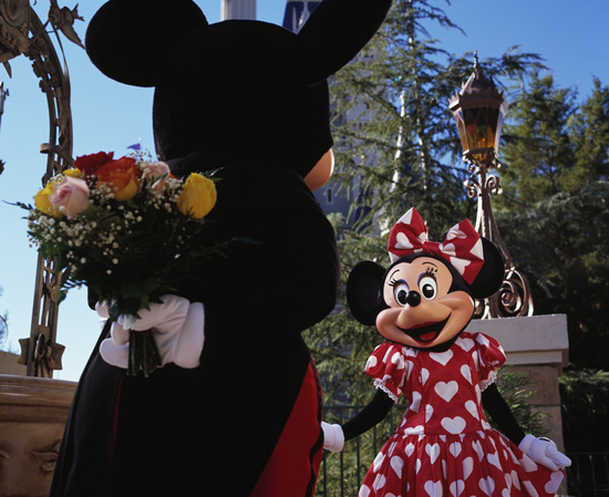 'Limited Time Magic' Brings True Love Week to Disney Parks