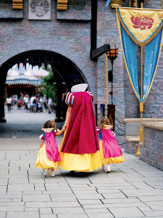 Good Afternoon from Disneyland Park