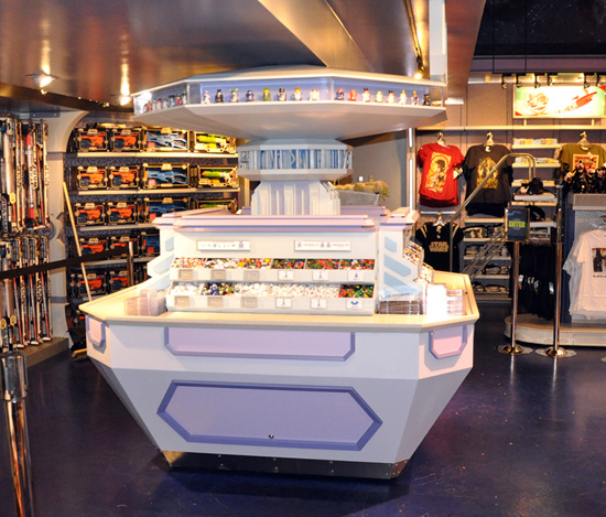 ‘Star Wars’ Droid Factory Expands to New Locations at Disney Parks “‘Star