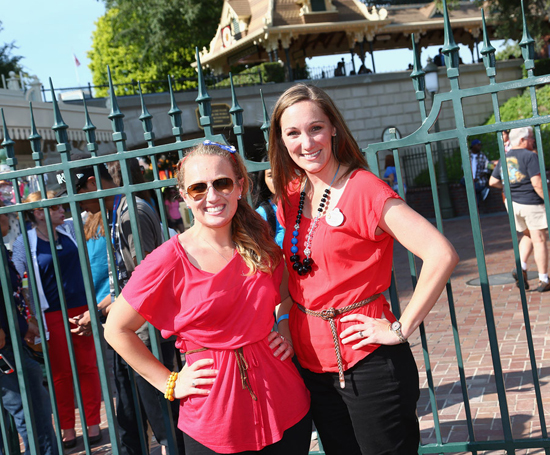 Readers Enjoy ‘Mickey and the Magical Map’ and More During Disney Parks Blog Magical Meet-Up at Disneyland Park