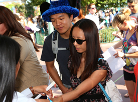 Readers Enjoy ‘Mickey and the Magical Map’ and More During Disney Parks Blog Magical Meet-Up at Disneyland Park