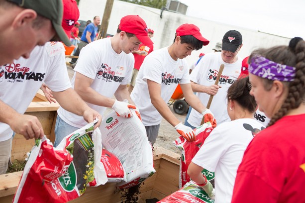 Disney Cruise Line VoluntEARS Build Playground in Central Florida