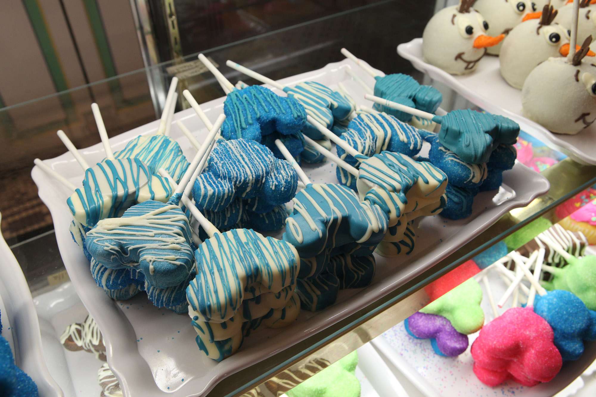 Olaf Frozen Cake Pops Olaf Frozen Cake Pops