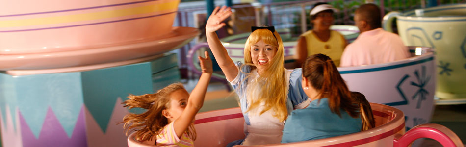 Una fiesta Mad Tea Party en el parque temático Magic Kingdom